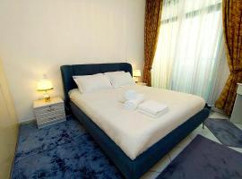 Ajman Family Aurora VIP Elegant apartment for families with a capacity of 7 people fully equipped，位于阿吉曼的宠物友好酒店