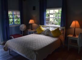 CROOКED TREE LODGE Belize，位于Crooked Tree的酒店