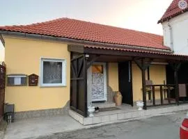 Rama Vona UG