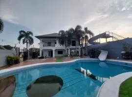 Sunny Villa DJE