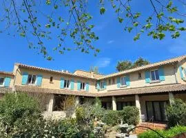 Logis Hôtels Le Saint Marc