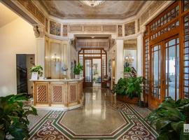 Hotel Villa Elena，位于瓦拉泽的酒店