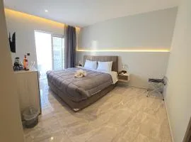 Sonia Hotel & Suites