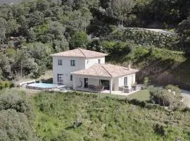 Villa pour 8 avec piscine