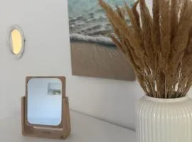 Strandlächeln Lodge - Ferienwohnung mit 2 Schlafzimmern