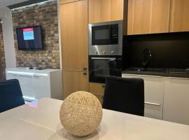 Apartament z dwoma sypialniami i tarasem，位于普沃茨克的酒店
