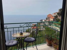 Ambra Holiday House，位于弗洛里的酒店