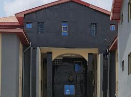 BMH Hotel & Suites