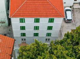 Old City Micro-apartments，位于扎达尔的酒店