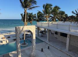 图伦阿兹卡酒店，位于图卢姆的酒店