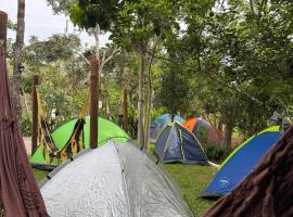 Camping Serra Santana，位于卡瓦坎特的露营地