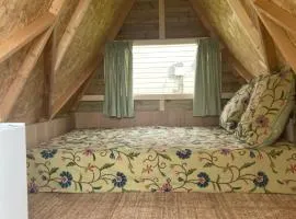 The Orchard Hideaway