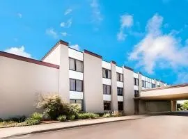 Clarion Hotel