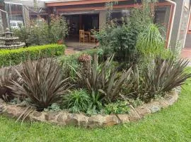 Sibahlenomhlambi Guesthouse