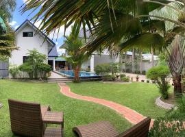 thewhitehouseasia，位于Magalang的酒店