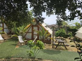 Boho Glamping，位于加的斯的酒店