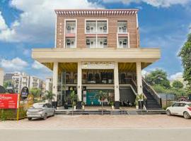 Hotel the Rasa at Vasundhara，位于加济阿巴德的酒店