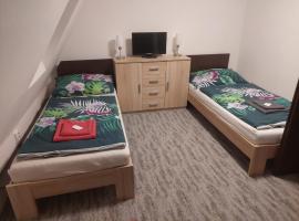 Apartmány Morávka，位于科内日诺河畔里赫诺夫的酒店