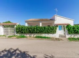 GuestHost Peaceful stay in Berchiddeddu with garden