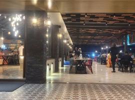 HOTEL JEEVAN THE WORLD OF Veg，位于Kalamb的酒店