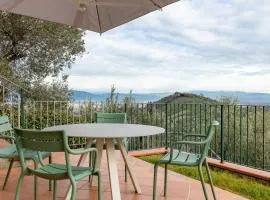 GuestHost - Lovely Apt with Panoramic Terrace