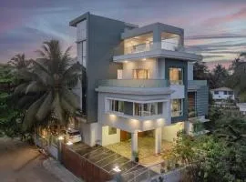 SaffronStays Skylight