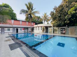 Nilkanth Resort - Best Resort in Anand，位于阿南德的酒店