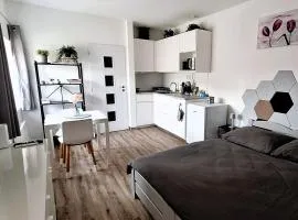 Pretty private Apartment U LABE, self-service check-in 24 l 7