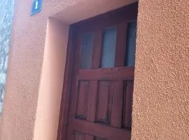 Room Varos