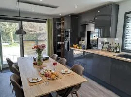 Cardinham Lodge 3 bedroom - max 6 occ - VP7