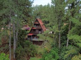 Terabithia - Cabaña de Ensueño en Cerro Azul con Vistas Espectaculares，位于Los Altos de Cerro Azul的山林小屋