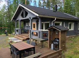Kallio-Orava Villa with jacuzzi，位于Koljonkanta的酒店