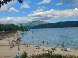 Mobil home près du lac - camping Poney