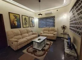 Room in Apartment - Deluxe King-Size Bed Room In Akpakpa Cotonou Benin