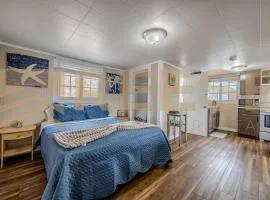 Beach Cabin #2