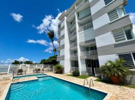 Beachfront Condo at Costa Corcega 1H (first floor)，位于林康的酒店