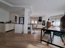 El Rincon La Roca，位于埃莱斯皮纳尔的酒店