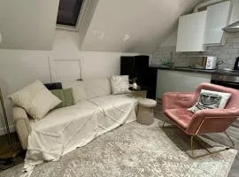 Cosy Hideaway Studio in Walsall