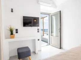 Cliff Aura Suites
