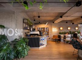 Mosaic Studios Buenavista，位于巴兰基亚的带停车场的酒店