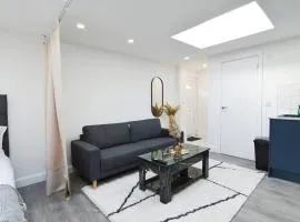 Studio in the Heart of Hinckley