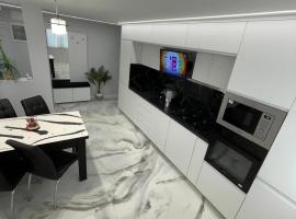 Apartament Centru Comanesti，位于Comăneşti的酒店