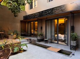 Penthouse-fes，位于非斯的带停车场的酒店