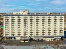 DoubleTree by Hilton New York JFK Airport