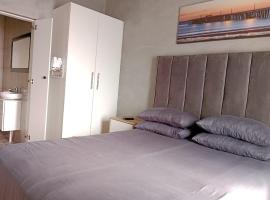 The Private and Cosy Guest House 5，位于杰米斯顿的酒店