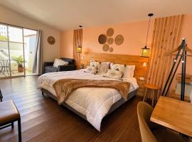 La Martina Boutique Hotel，位于麦德林奥拉亚·埃雷拉机场 - EOH附近的酒店