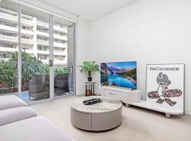 Modern 2BR Apt in Merrylands，位于Merrylands的酒店