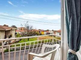 2 Bedroom Cozy Apartment In Scario