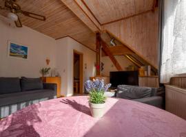 Ferienwohnungen Behling am Schufutsberg，位于Liepe的酒店
