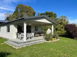 Honey Cottage - a cosy cottage in idyllic Tasman Region